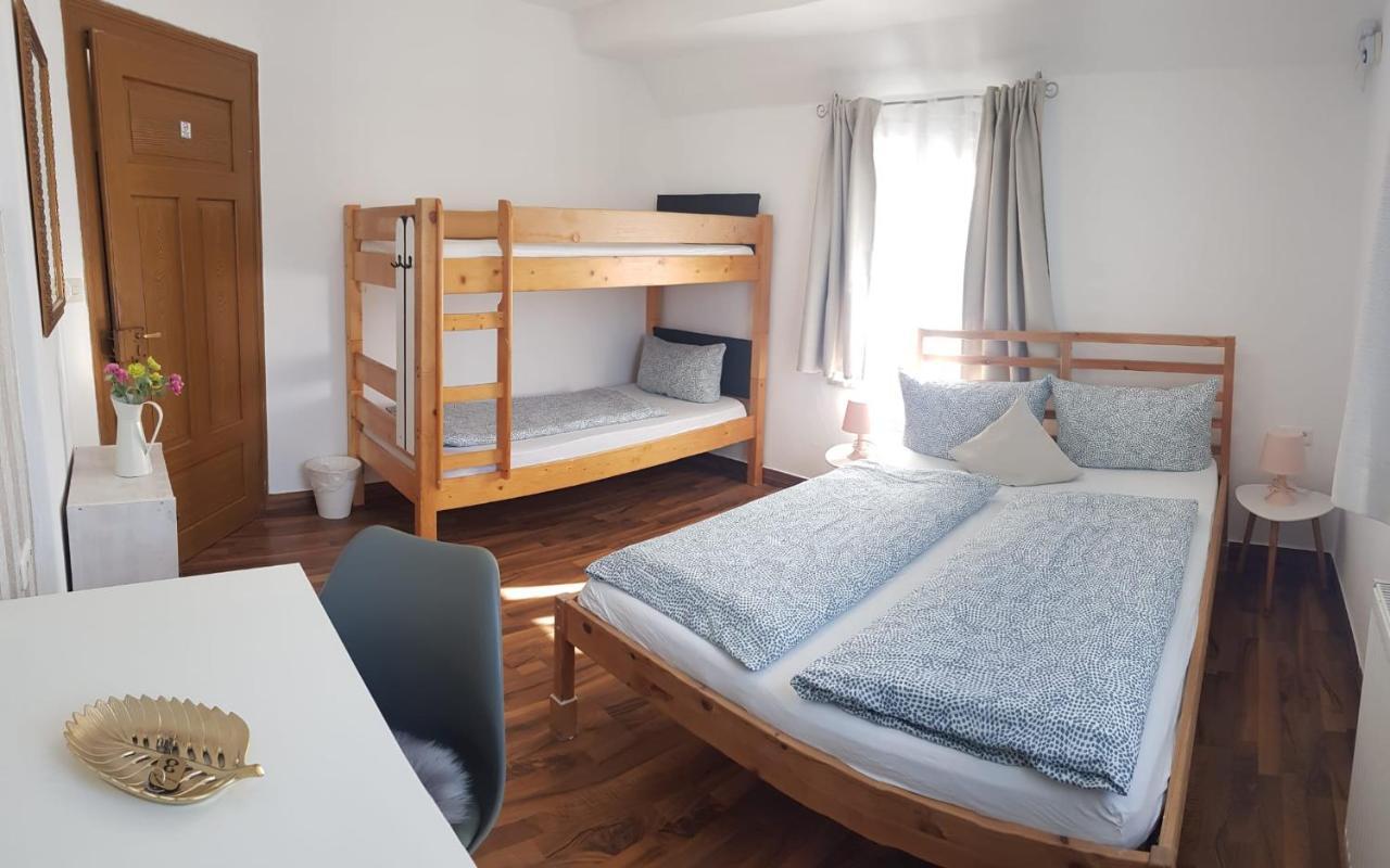 House La Neuschwanstein Blick - Budget City Hotel Füssen Eksteriør billede