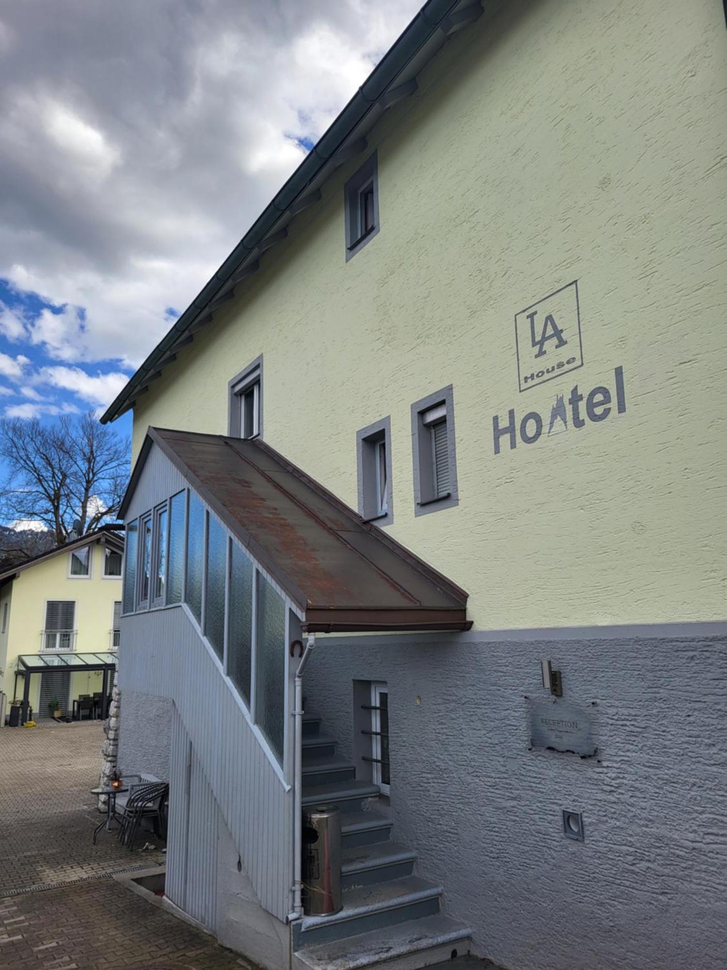 House La Neuschwanstein Blick - Budget City Hotel Füssen Eksteriør billede