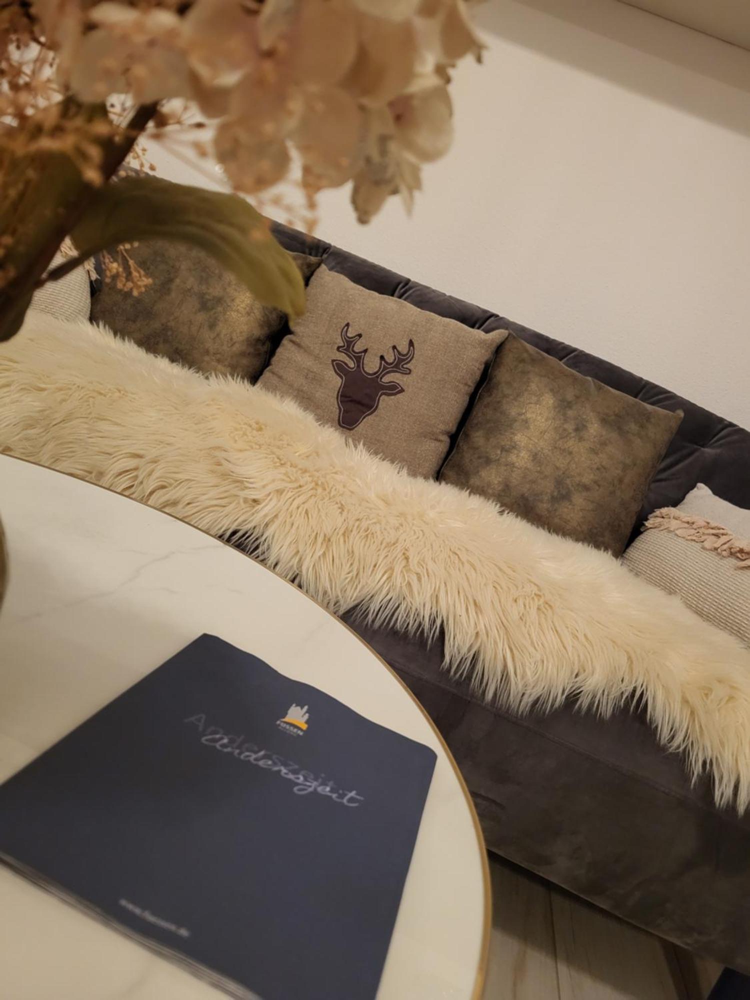 House La Neuschwanstein Blick - Budget City Hotel Füssen Eksteriør billede