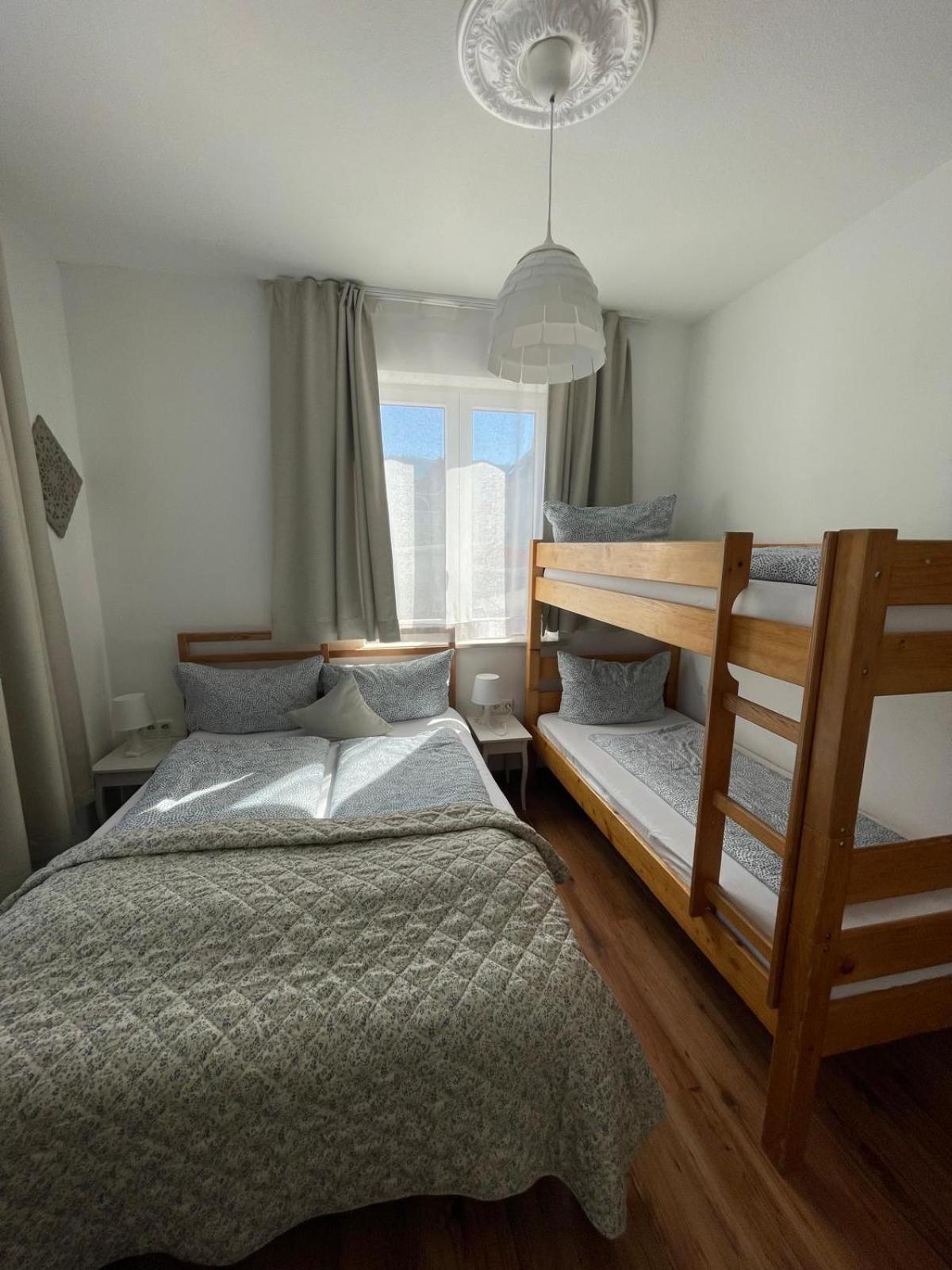 House La Neuschwanstein Blick - Budget City Hotel Füssen Eksteriør billede