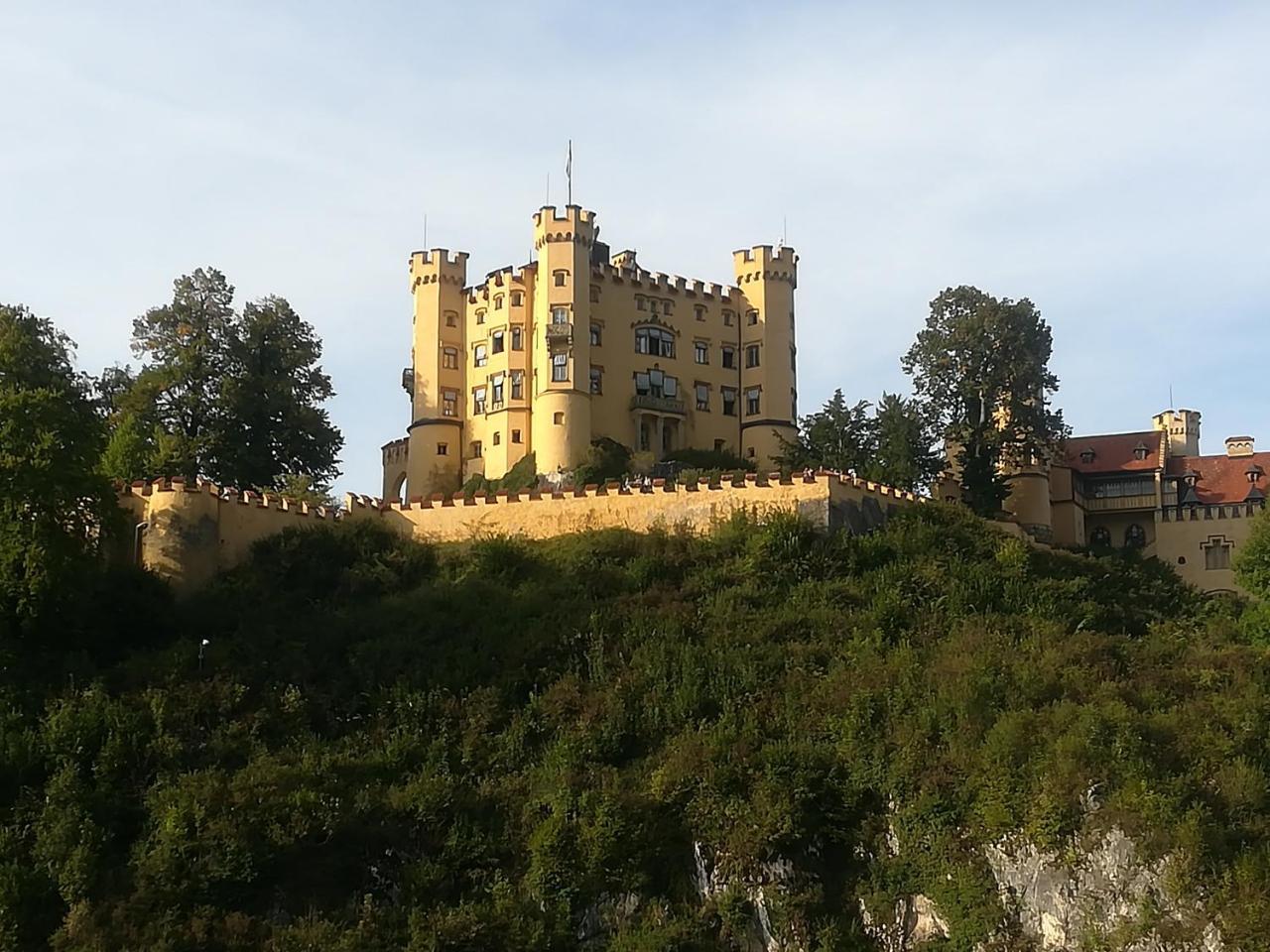 House La Neuschwanstein Blick - Budget City Hotel Füssen Eksteriør billede